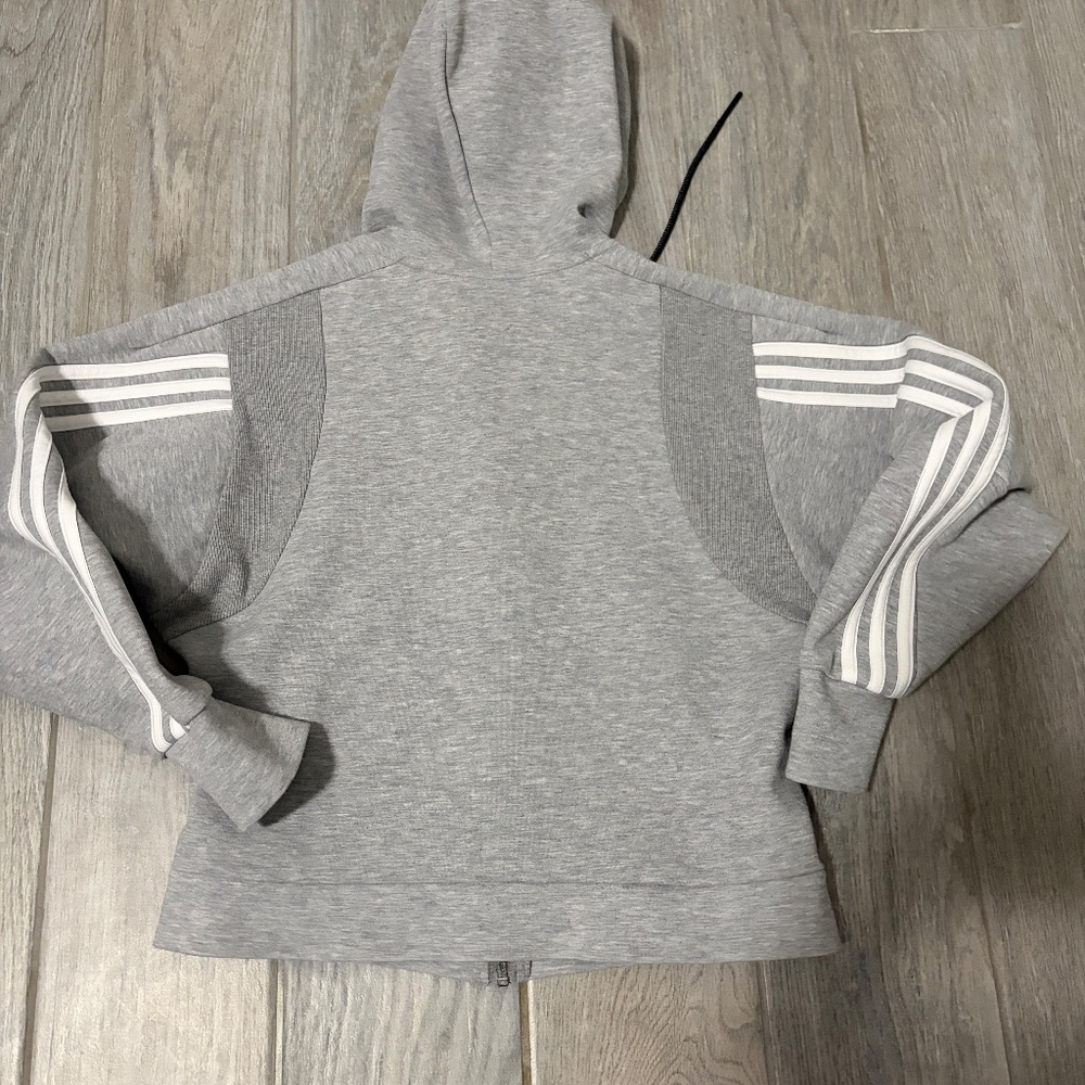 LIKE NEW! Women's Adidas Gray Knit Hoodie - XS - Picture 7 of 9